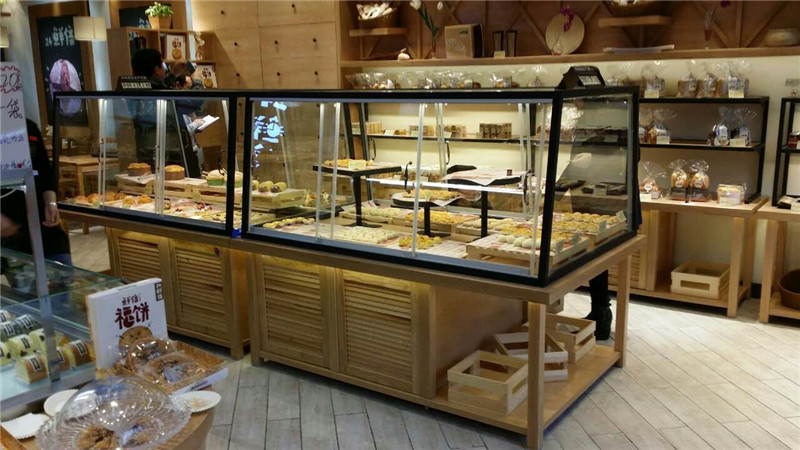 面包展示柜搭建選料的原則有哪些?